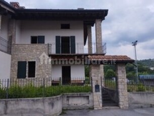 Villa nuova a Monticelli Brusati - Villa ristrutturata Monticelli Brusati