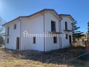 Villa nuova a Scurcola Marsicana - Villa ristrutturata Scurcola Marsicana