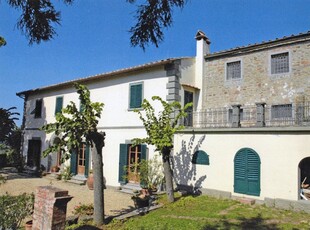 Villa storica con tenuta vinicola nel Chianti