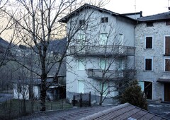 Casa semi indipendente in vendita a Schilpario Bergamo Pradella