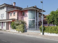 Appartamento in vendita a Gruaro gruaro Alessandro Manzoni,4