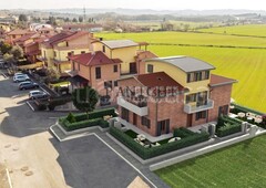 Villa a Schiera in vendita a Rapolano Terme via Montale