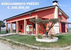 Villa in vendita a Cavarzere località Ramoperaro