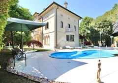 Villa in vendita a Chiarano via Guglielmo Marconi