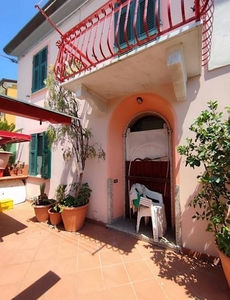 Appartamento in vendita a Luni La Spezia Isola