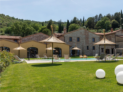 Accogliente appartamento con piscina vicino alla spiaggia