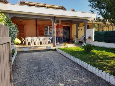 Villa o villino in vendita a Ardea, Tor San Lorenzo