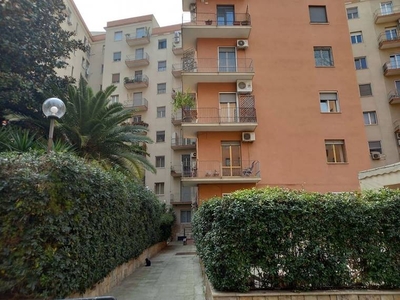 Appartamento in vendita a Bari, Viale Antonio Salandra, 5 - Bari, BA