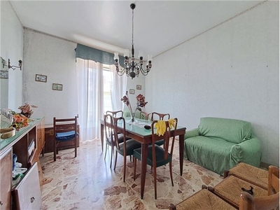 Casa Indipendente in Via Tenente Nicola Maugeri, 54, Aci Sant'Antonio (CT)