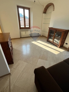 Appartamento in vendita 1 Stanza da letto a Carrara