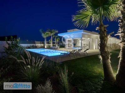 Villa arredata con piscina Ragusa