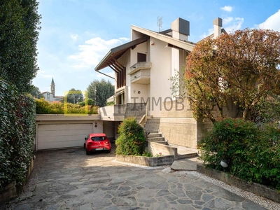 Villa in vendita a Lentate Sul Seveso Monza Brianza