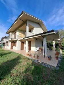 Vendita Villa Via R. Carignano, 44, Campiglione-Fenile