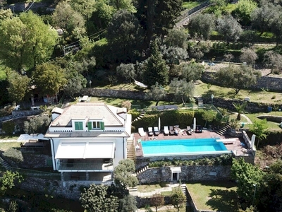 VILLA a CAMOGLI, Genova