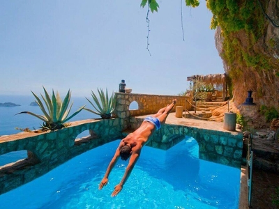 Amalfi Coast Seafront Villa carved into the rock,Private Pool,Cave-Bar,Concierge