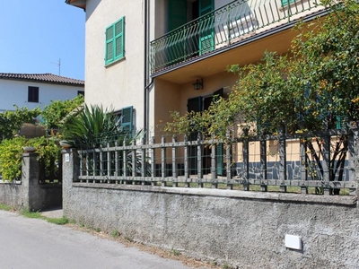 appartamento in vendita a Piazza al Serchio