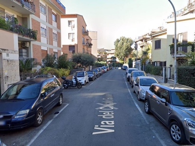 Appartamento in Vendita a Roma, 490'000€, 155 m²