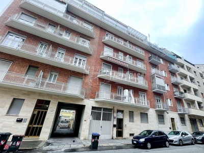 Appartamento in Vendita in Via Caltanissetta 8 a Torino