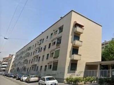 Appartamento in Vendita in Via Dalmazio Birago 4 a Milano