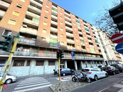 Appartamento in Vendita in Via Edolo 46 a Milano