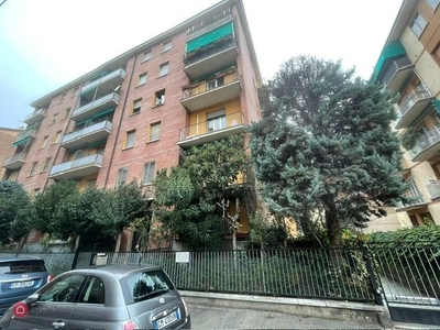 Appartamento in Vendita in Via ETTORE BIDONE 10 a Bologna