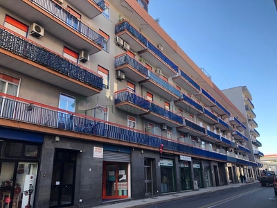 Appartamento in Vendita in Via Francesco Crispi 228 a Bari