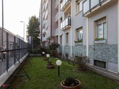 Appartamento in Vendita in Via Francesco Primaticcio 217 a Milano