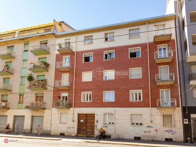 Appartamento in Vendita in Via Nicomede Bianchi 41 a Torino