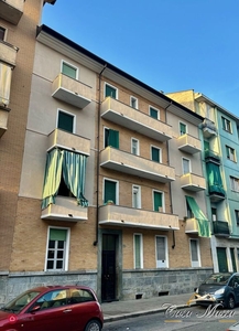 Appartamento in Vendita in Via Tonale 25 a Torino