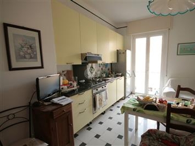 Appartamento - Trilocale a Periferia NORD/OVEST, La Spezia