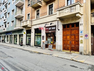 Negozio/Locale commerciale in Vendita in Corso Racconigi 21 a Torino