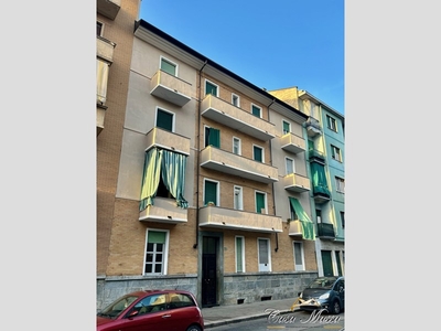 Bilocale in Vendita a Torino, 41'000€, 53 m²