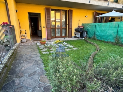 Bilocale in Via Taviani, Pozzo d'Adda, 1 bagno, giardino privato