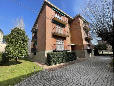 Appartamento in Via Ghirardini, 8, Bologna (BO)
