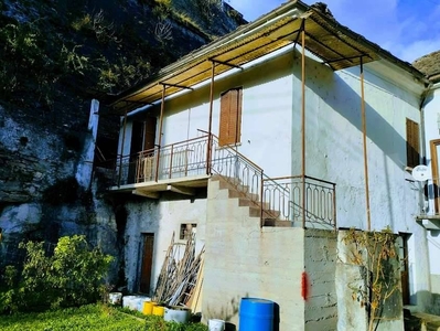 Casa indipendente in Vendita a Crevoladossola