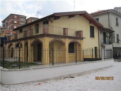Casa semi indipendente in nuova costruzione in zona Romito Magra a Arcola