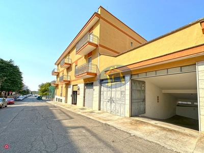 Garage/Posto auto in Vendita in Via Fratelli Morea a Putignano