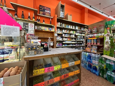 Negozio/Locale commerciale in Vendita in a Torino