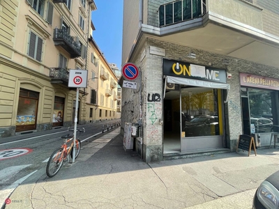 Negozio/Locale commerciale in Vendita in Corso San Maurizio 43 a Torino