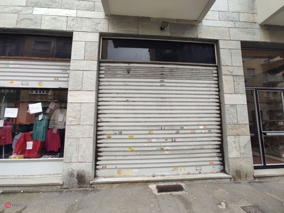 Negozio/Locale commerciale in Vendita in Via Bernardino Luini 67 a Torino