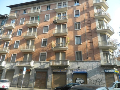 Negozio/Locale commerciale in Vendita in Via digione 2 a Torino