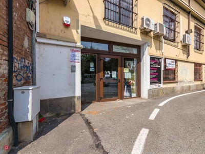Negozio/Locale commerciale in Vendita in Via Dronero 6 a Torino