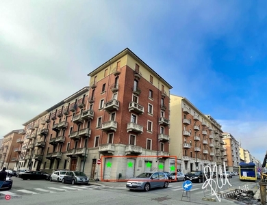 Negozio/Locale commerciale in Vendita in Via Michele Lessona 51 a Torino
