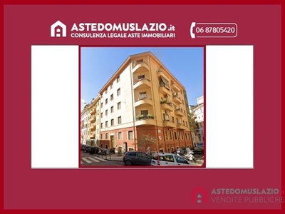 Quadrilocale in Vendita a Roma, 205'500€, 54 m²