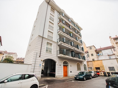 Quadrilocale in Vendita a Torino, 330'000€, 105 m², arredato