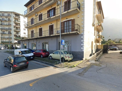 Quadrilocale in Via Nazionale 881 a Nocera Superiore