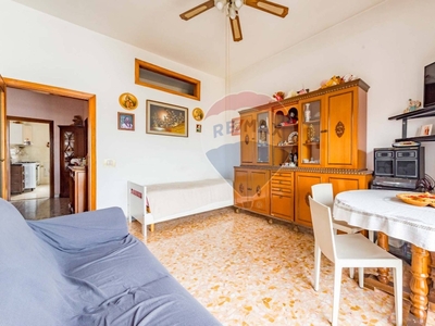 Trilocale in Via salvatore barzilai, Roma, 1 bagno, arredato, 85 m²