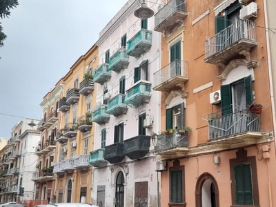 Appartamento di 2 vani /49 mq a Bari - Madonnella