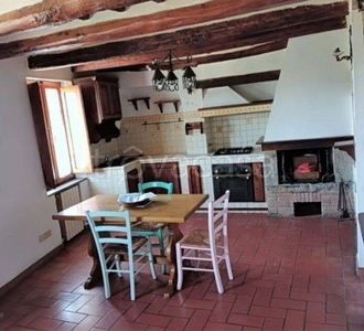 Appartamento in in vendita da privato a Colle di Val d'Elsa via Gracco del Secco, 81