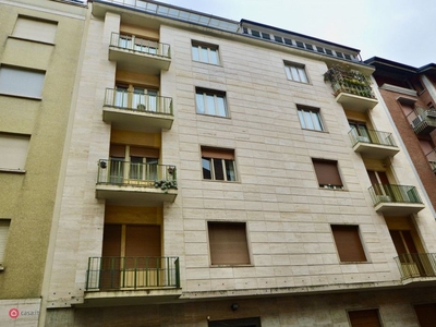 Appartamento in Vendita in Via Amerigo Vespucci a Torino